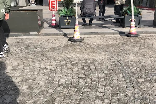 Garenta Sakarya Hilloria AVM Araç Kiralama - Resim 12