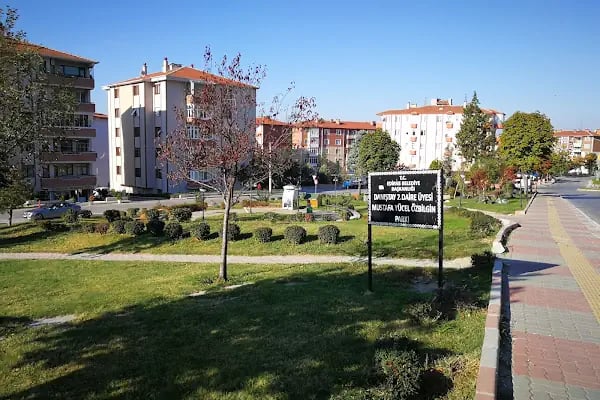 Musatafa Yücel Özbilgin Parkı - Resim 18