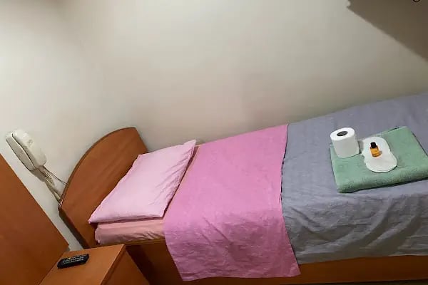 Petek Hotel - Resim 6