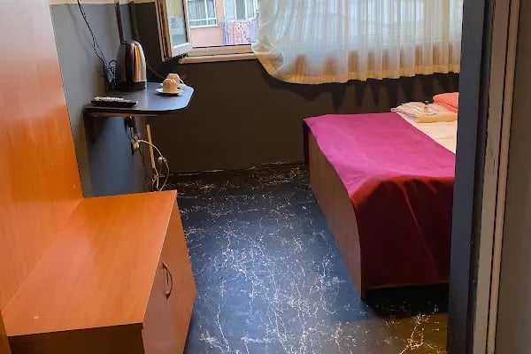 Petek Hotel - Resim 12