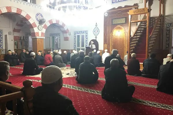 Akşemseddin Cami - Resim 12