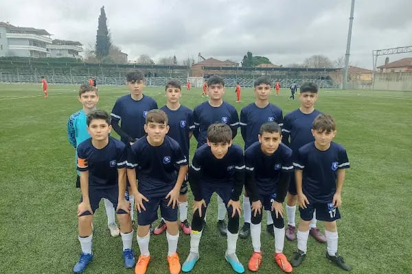 Altınordu Çayırova Futbol Okulu - Resim 5