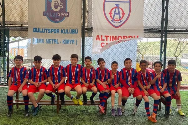 Altınordu Çayırova Futbol Okulu - Resim 17