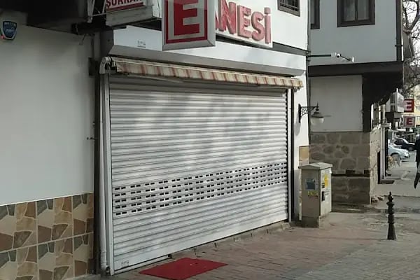 Hacettepe Şükran Eczanesi - Resim 3
