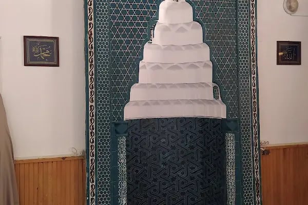 Taş Medrese Camii - Resim 3