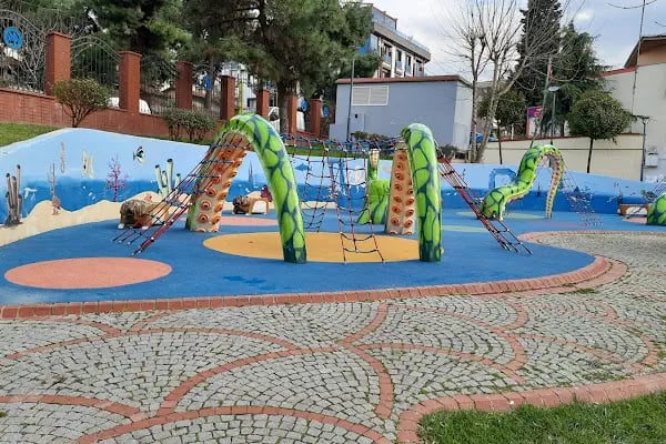 Küçükçekmece Çocuk Parkı - Resim 3