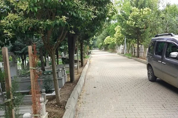 Kemer Mezarlığı - Resim 13