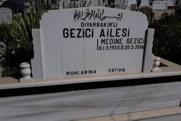 Kemer Mezarlığı - Resim 5