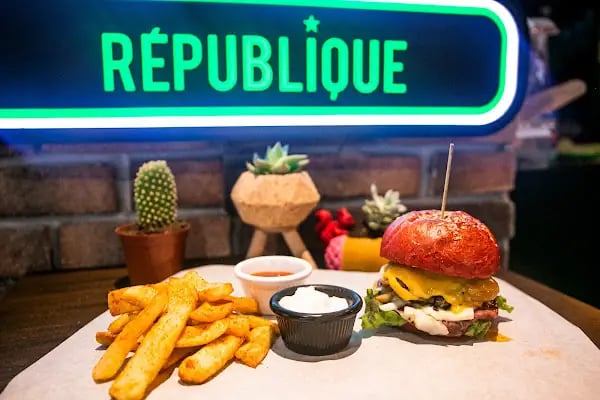 Republique Tunalı - Resim 18