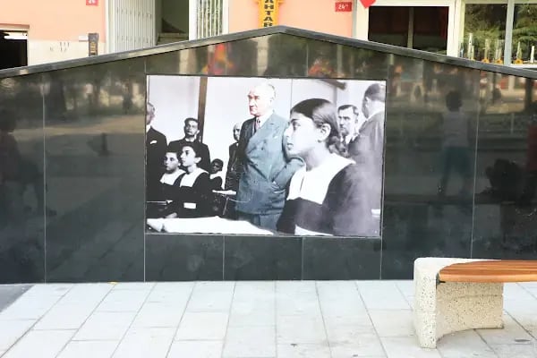 Erol Mumcu Parkı - Resim 18