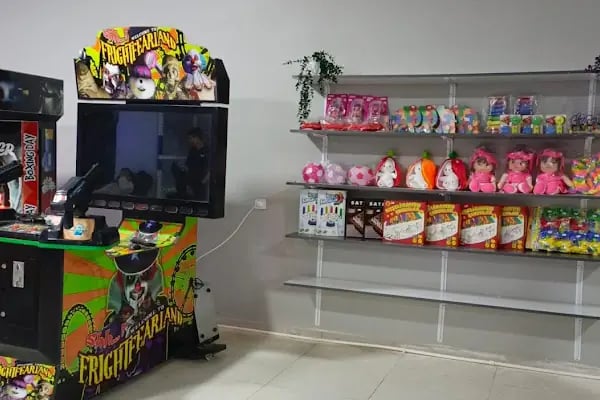 PLAYPARK EĞLENCE MERKEZİ&amp;BOWLİNG - Resim 9