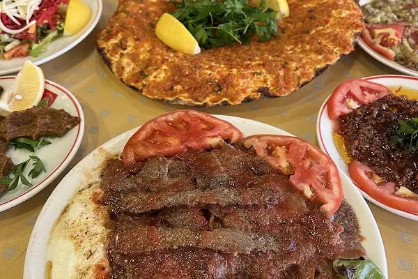 Arzay Café Resto &amp; Fatoş Mantı - Resim 5