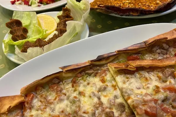 Arzay Café Resto &amp; Fatoş Mantı - Resim 13