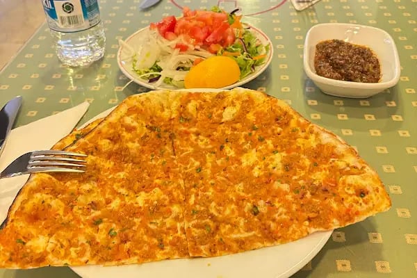 Arzay Café Resto &amp; Fatoş Mantı - Resim 10