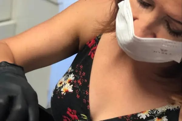 Dr. Dilek Şire Eren | Buz Lazer Epilasyon | Botoks | Dudak Dolgusu | Leke Tedavisi - Resim 20