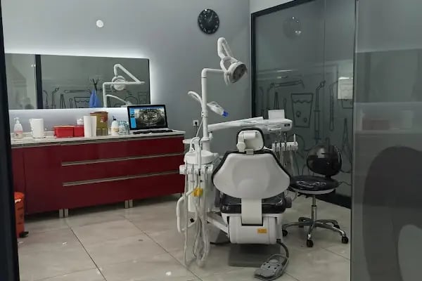 ND DENT AĞIZ VE DİŞ SAĞLIĞI POLİKLİNİĞİ - Resim 16