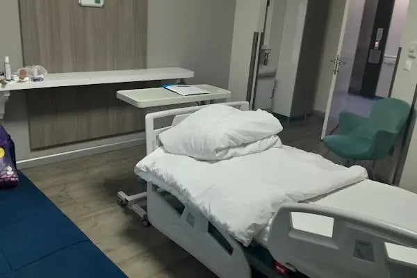 Prof. Dr. Şakir ÜNAL - Mersin Estetik Plastik Rekonstrüktif &amp; Cerrahi Uzmanı - Resim 3