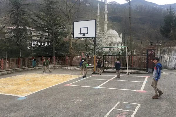 Akçaabat Akçaköy İlkokulu/Ortaokulu - Resim 7
