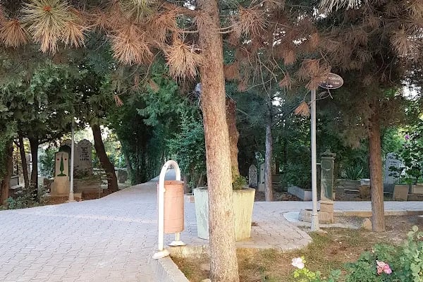 Tekke Mezarlığı - Resim 6