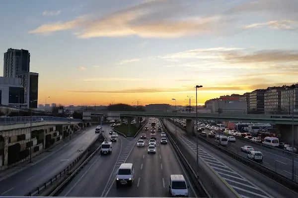 Merter Metro Istasyonu - Resim 2