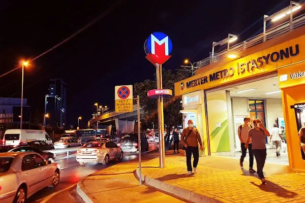 Merter Metro Istasyonu - Resim 8