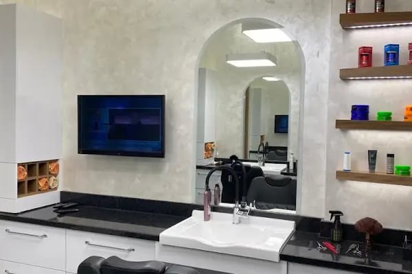 Alaiye Hair Design Studio - Resim 2