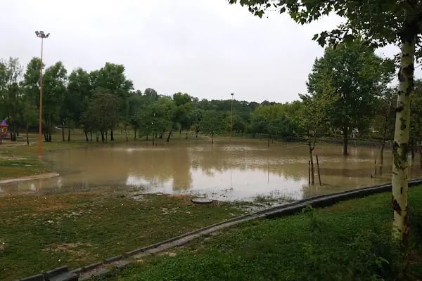Gül Bahçesi - Resim 16