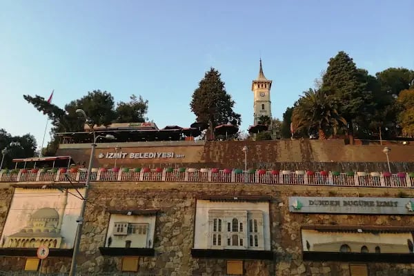 İzmit Saat Kulesi - Resim 3