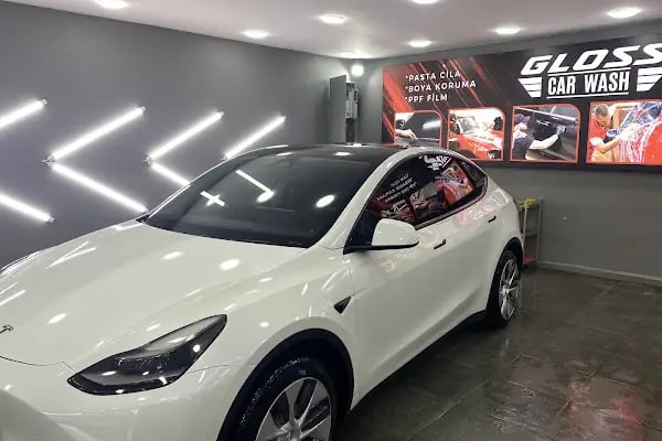 Gloss Car Wash - Resim 4