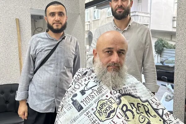AHMET ÖZALP ERKEK KUAFÖRÜ - Resim 6