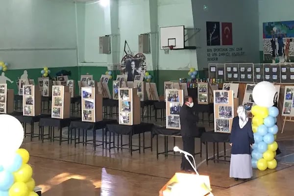 Çınar Anadolu Lisesi - Resim 13