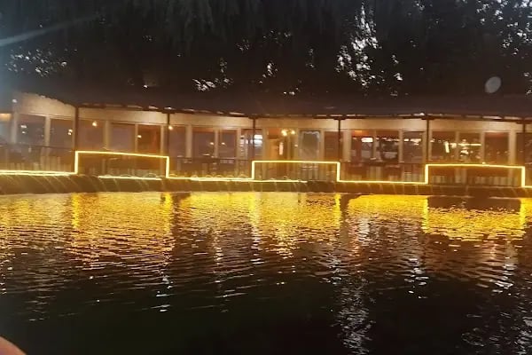 Yeşilgöl restaurant cafe - Resim 16