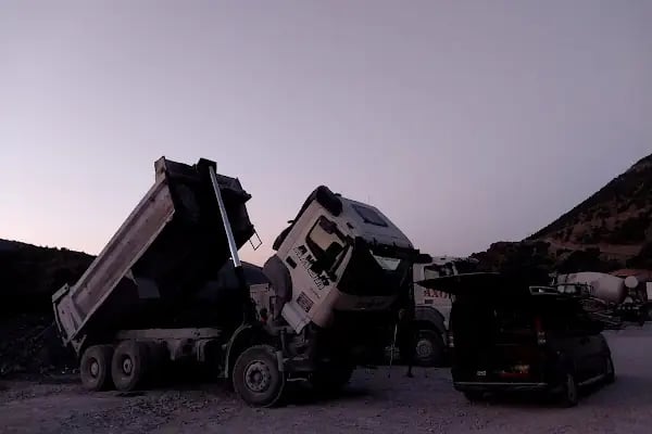 Pozantı Kamyon Tır Tamirci Boran Oto - Resim 1