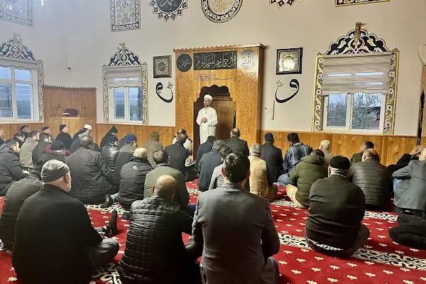 Kaba armut cami - Resim 8