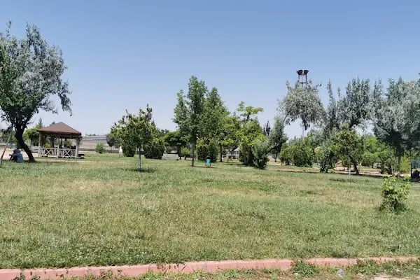 Mehmet Uzun Parkı - Resim 2