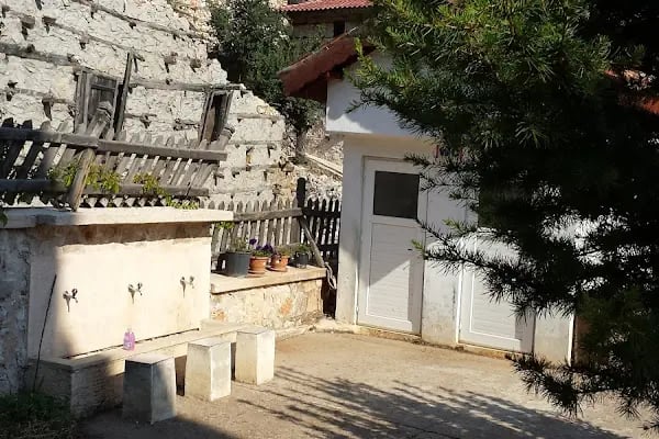 Sarıhacılar Camii - Resim 17