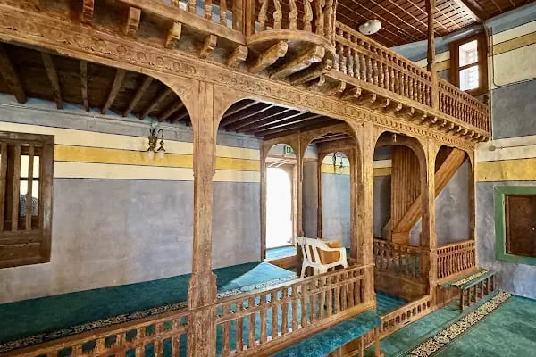 Sarıhacılar Camii - Resim 4