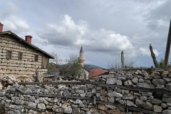 Sarıhacılar Camii - Resim 13
