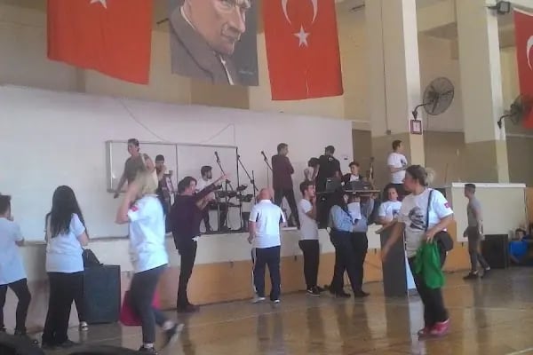 Kurttepe Şehit Ali Öztaş Mesleki ve Teknik Anadolu Lisesi - Resim 10