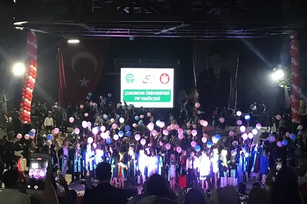 Çukurova Üniversitesi Açık Hava Tiyatrosu - Resim 18