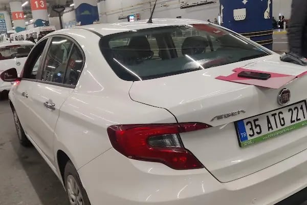 Circular car hire istanbul havalimani ofis - Resim 3