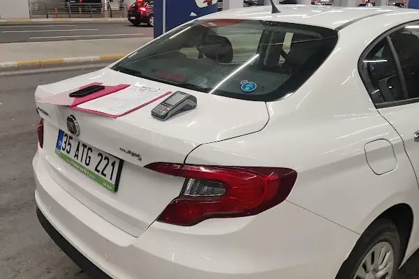 Circular car hire istanbul havalimani ofis - Resim 1