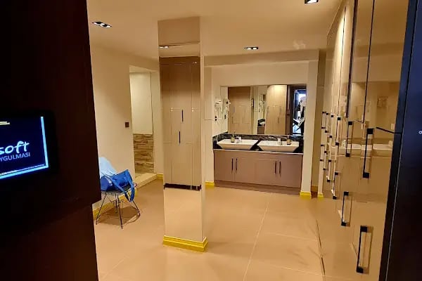 Xenia Health Club - Resim 14