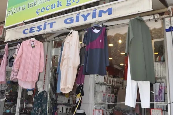 Çeşit Giyim Bay Bayan Çocuk - Resim 7