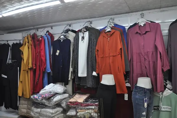 Çeşit Giyim Bay Bayan Çocuk - Resim 16
