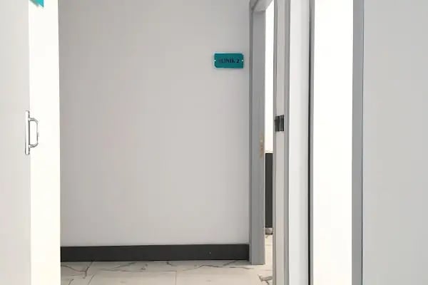 Özel Balkan Dent Ağız ve Diş Sağlığı Polikliniği - Resim 7