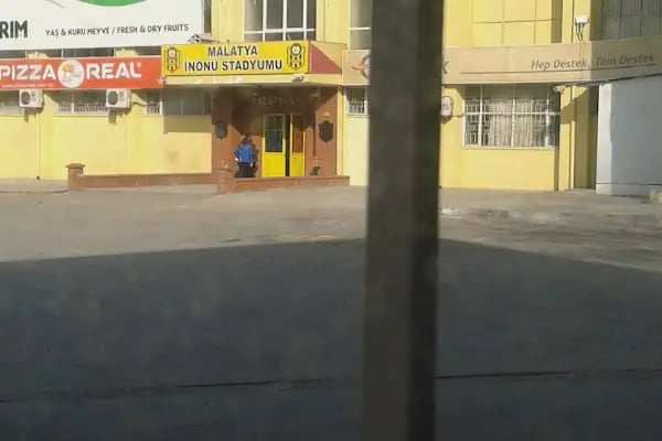 GÜNGÖR PETROL - OPET AKARYAKIT &amp; ELEKTRİKLİ ARAÇ ŞARJ İSTASYONU - Resim 11