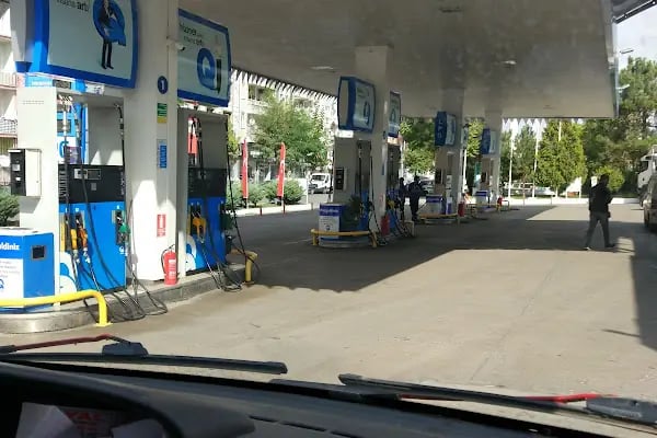 GÜNGÖR PETROL - OPET AKARYAKIT &amp; ELEKTRİKLİ ARAÇ ŞARJ İSTASYONU - Resim 3