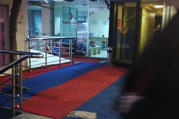 Türk Kızılayı Kan Bagiş Merkezi - Resim 8