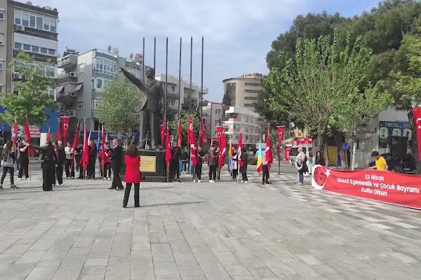 Buca Çevik Bir Taksi - Resim 6